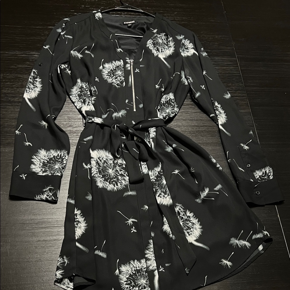 Express Black and White Dandelion Long Sleeve Dress